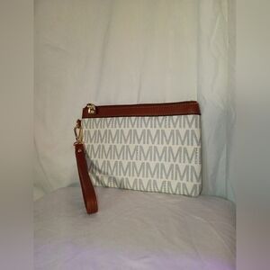 Source Unknown Brown and White Clutch